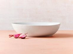 Arc Oval Serving Bowl 32x27cm White Gift Boxed -Servingware Online Shop ss22 website maxwell williams arc white bowl 32cm 6